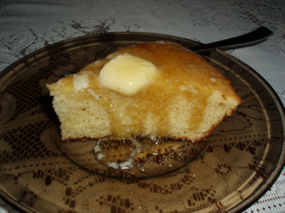 cornbread-with-butter-and-honey.jpg