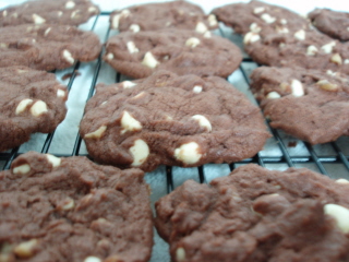 chocolate white chocolate chip cookies